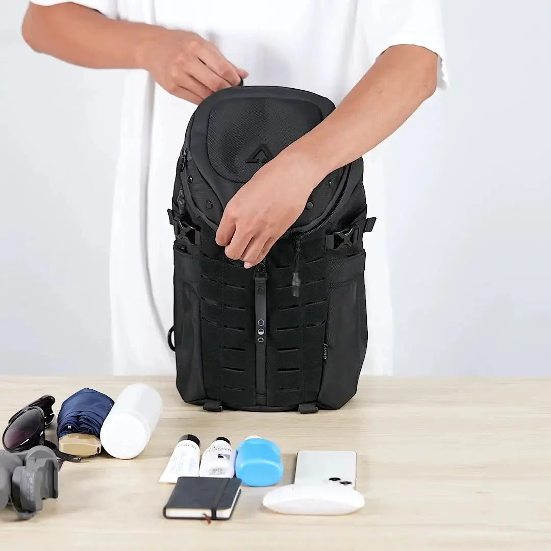 Bolsa de pecho impermeable Ozuko para hombre: su mejor compañero de viaje